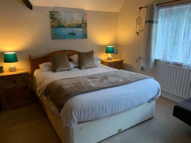 Bridge House B&B Coltishall Екстер'єр фото