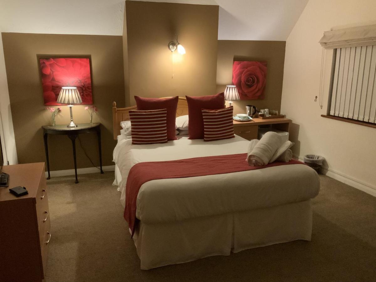 Bridge House B&B Coltishall Екстер'єр фото
