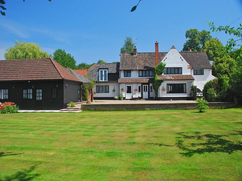 Bridge House B&B Coltishall Екстер'єр фото